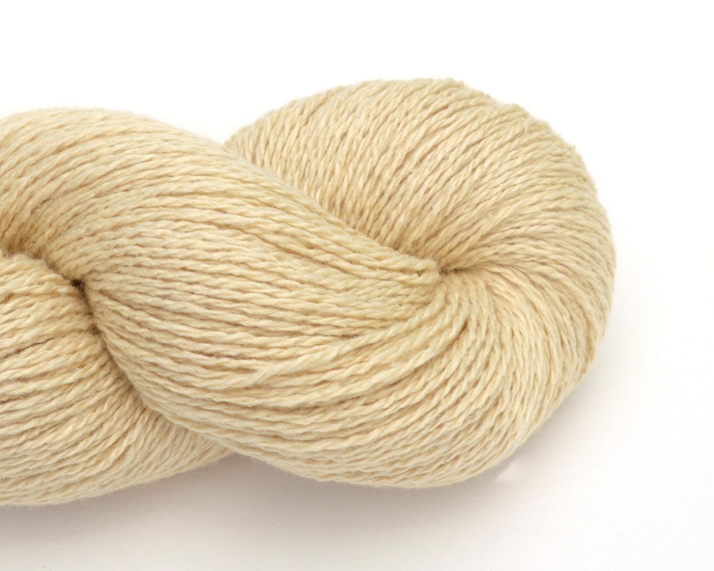 Fingering Weight Silk Cashmere Recycled Yarn in Champagne