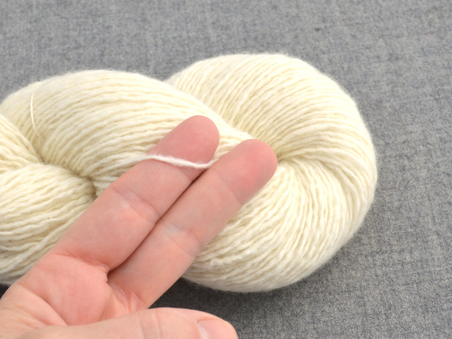 Fingering Weight Recycled Merino Wool Yarn in Ivory