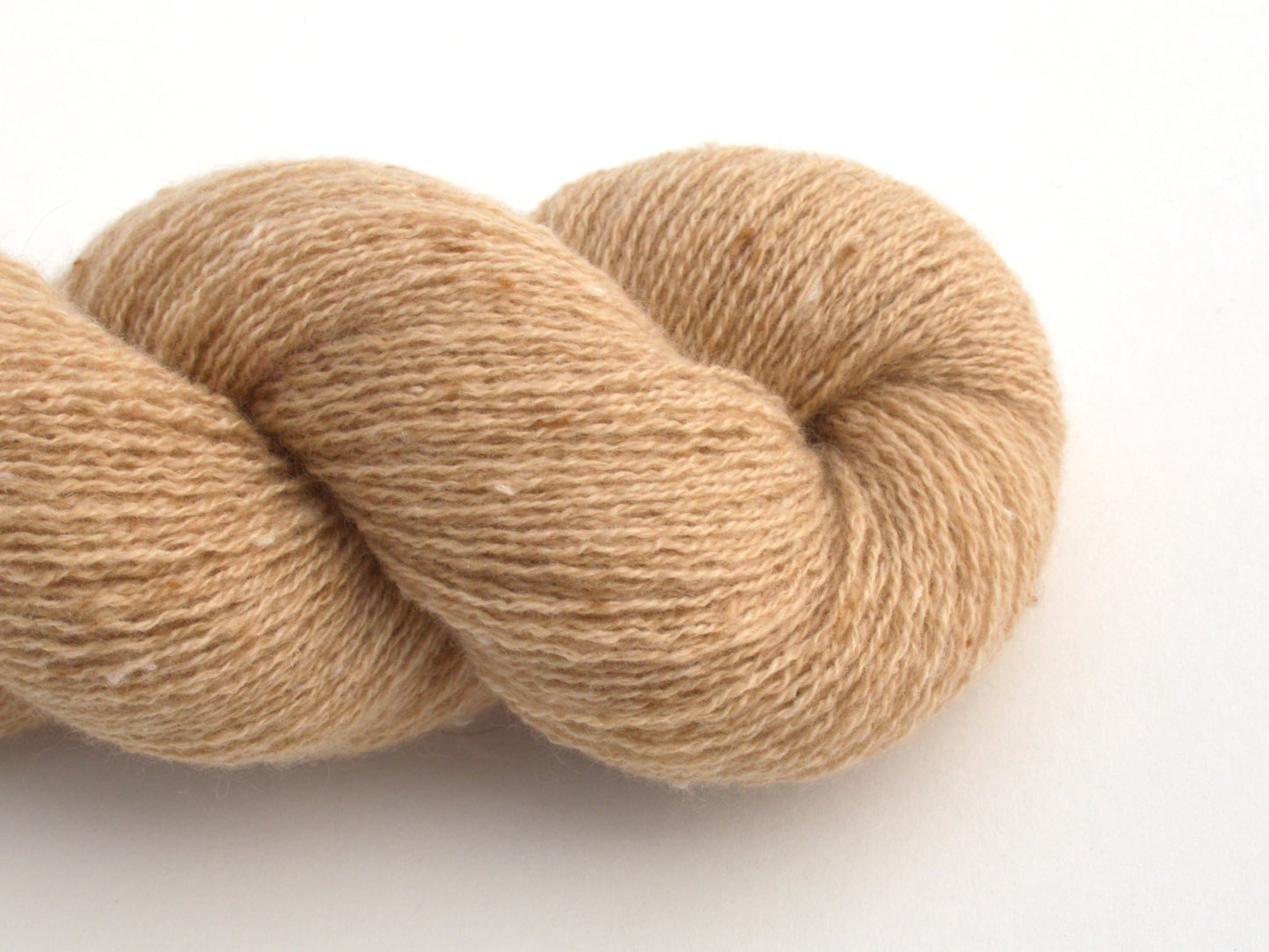 Lace Weight Recycled Cashmere Yarn in Beige Tweed