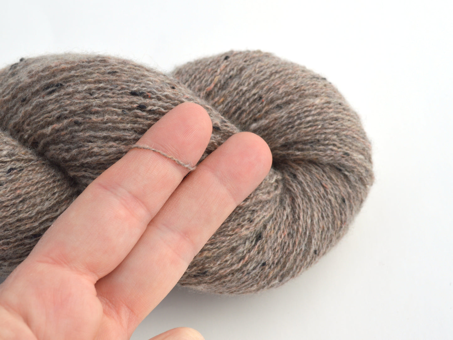 Lace Weight Cashmere Recycled Yarn in Taupe Tweed